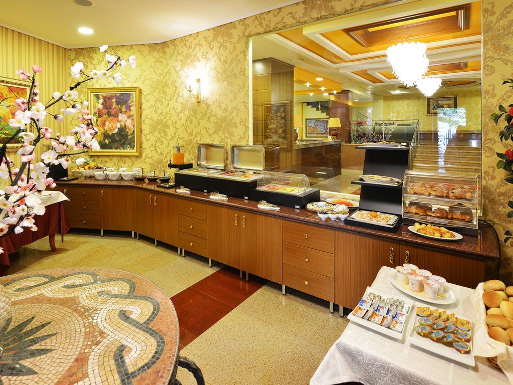 Austria Hotel Tirana